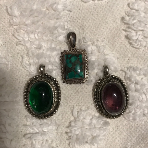 Pendants - Picture 2 of 5